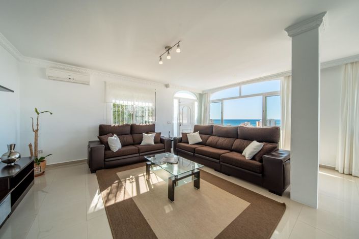 Image No.6-4 Bed Villa for sale