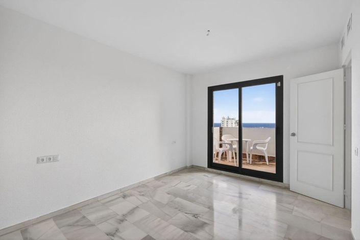 Image No.11-2 Bed Apartment for sale