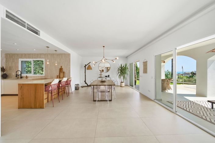 Image No.11-3 Bed Villa for sale