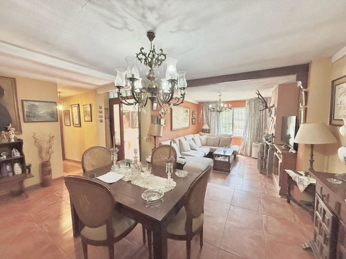 Image No.5-3 Bed House for sale