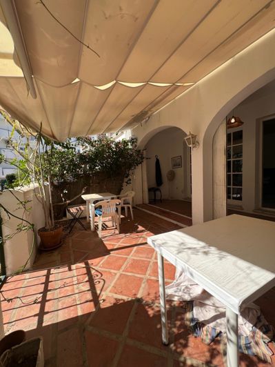 Image No.25-5 Bed Property for sale