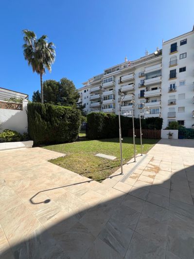 Image No.29-5 Bed Property for sale