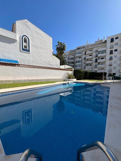 Image No.30-5 Bed Property for sale
