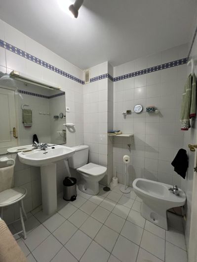 Image No.46-5 Bed Property for sale