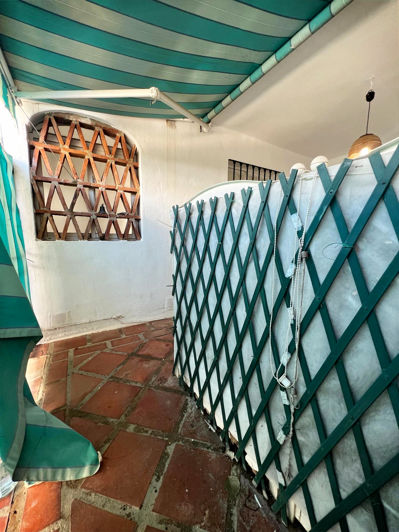 Image No.5-5 Bed Property for sale