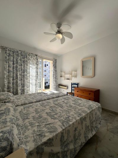 Image No.50-5 Bed Property for sale