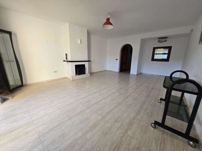 Image No.25-2 Bed Villa for sale