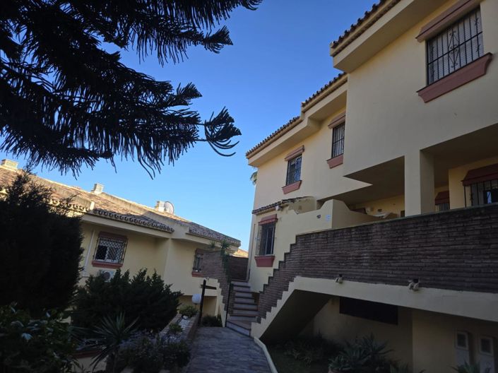 Image No.30-2 Bed Villa for sale