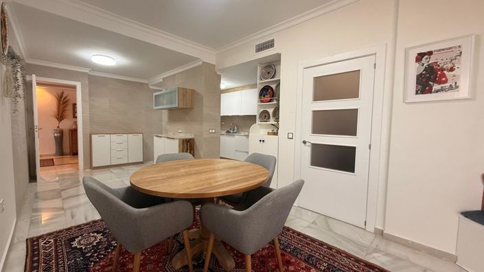 Image No.21-4 Bed Apartment for sale