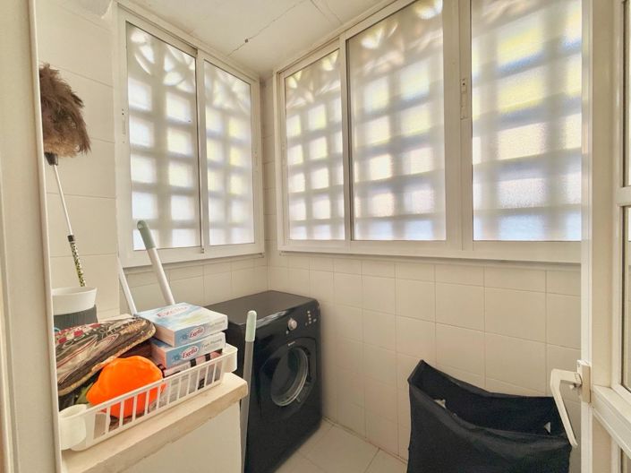 Image No.12-3 Bed Townhouse for sale