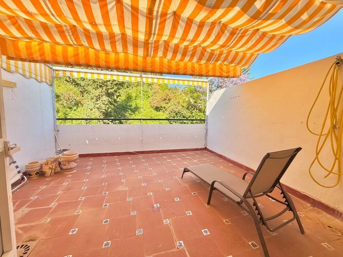 Image No.21-3 Bed Townhouse for sale