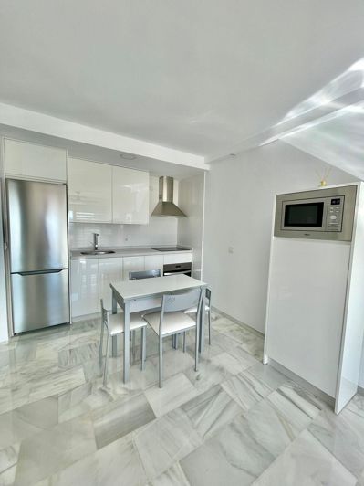 Image No.20-2 Bed Apartment for sale