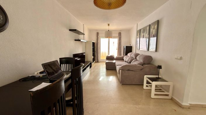 Image No.3-Appartement de 2 chambres à vendre à Benalmadena