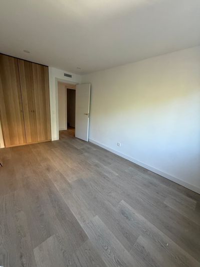 Image No.19-3 Bed Apartment for sale