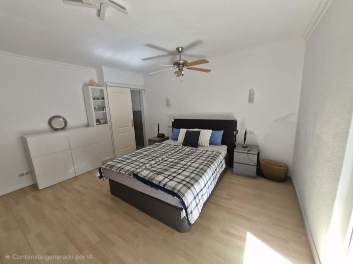 Image No.11-7 Bed House for sale