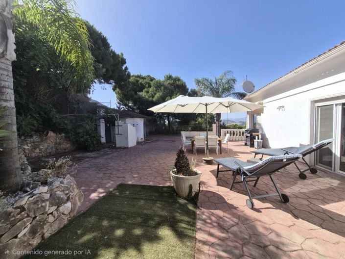 Image No.21-7 Bed House for sale