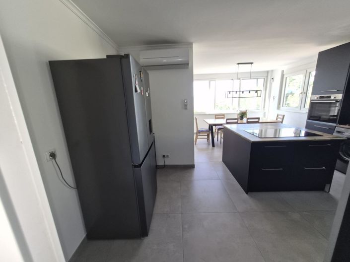 Image No.4-7 Bed House for sale
