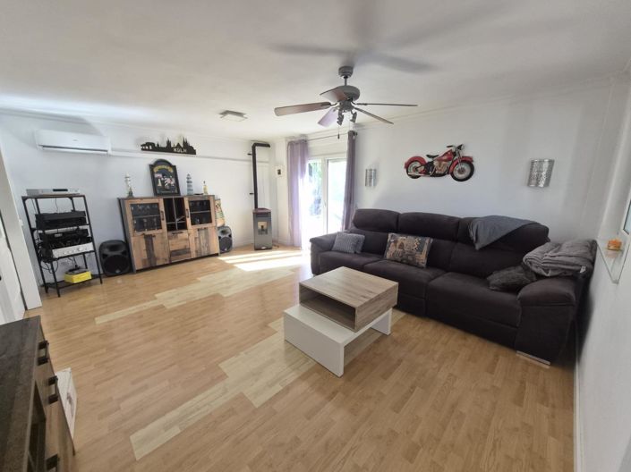 Image No.5-7 Bed House for sale