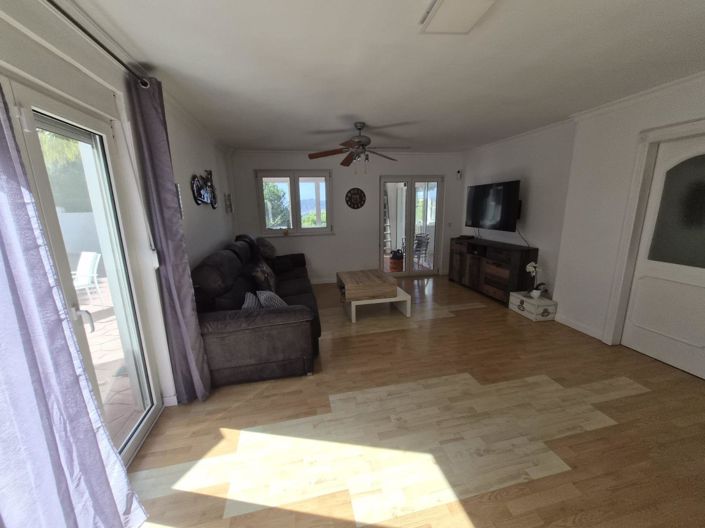 Image No.6-7 Bed House for sale