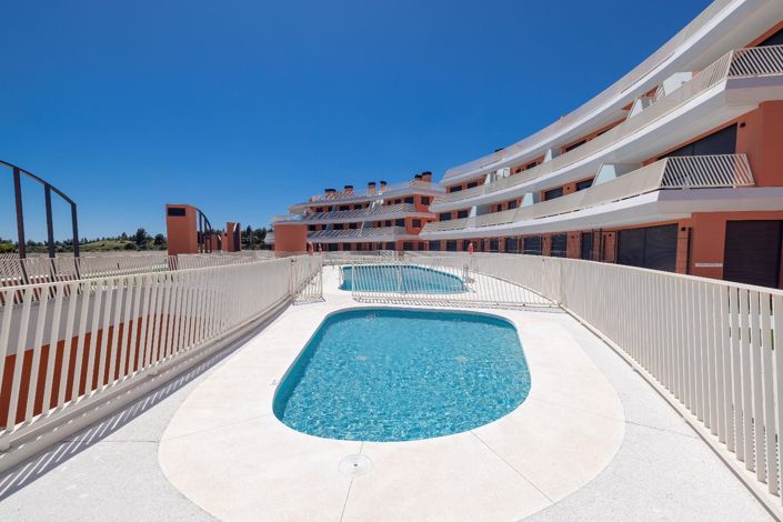 Image No.7-2 Bed Flat for sale