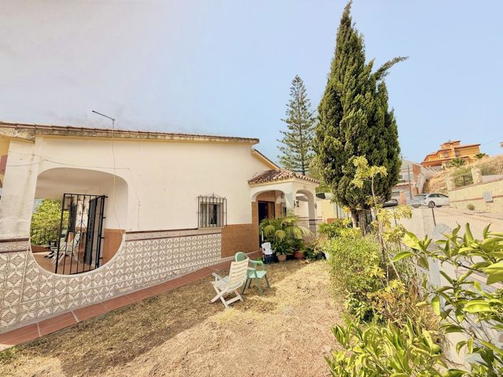 Image No.2-Villa de 4 chambres à vendre à Mijas