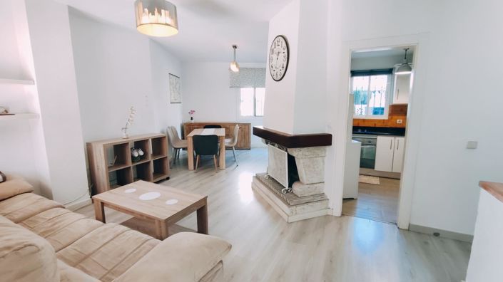 Image No.4-3 Bed Townhouse for sale
