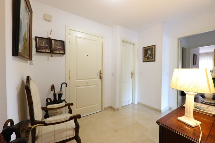 Image No.16-3 Bed Flat for sale