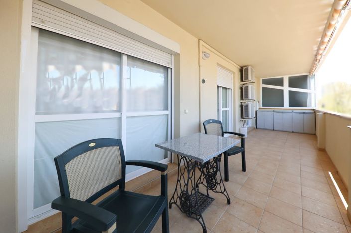 Image No.6-3 Bed Flat for sale