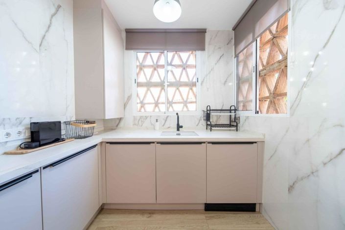 Image No.7-3 Bed Property for sale