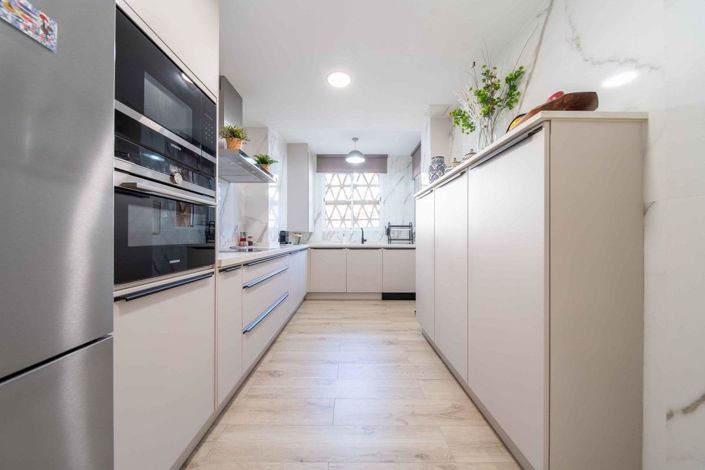 Image No.8-3 Bed Property for sale