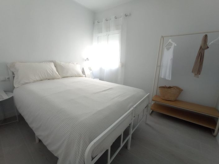 Image No.14-2 Bed Flat for sale
