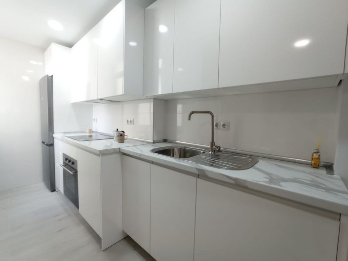 Image No.5-2 Bed Flat for sale