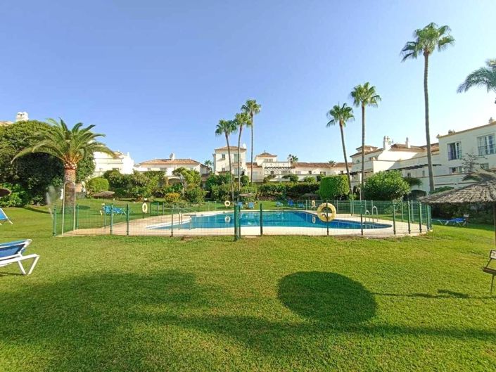 Image No.2-4 Bed Townhouse for sale