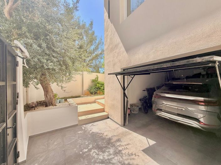 Image No.29-4 Bed Villa for sale