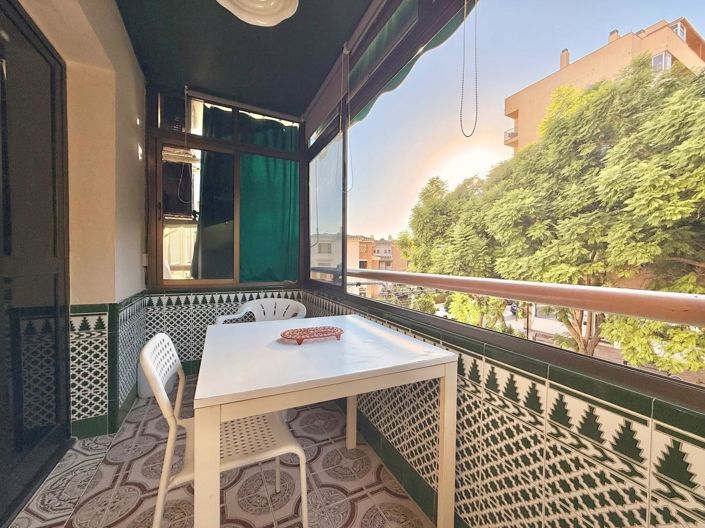 Image No.15-4 Bed Flat for sale
