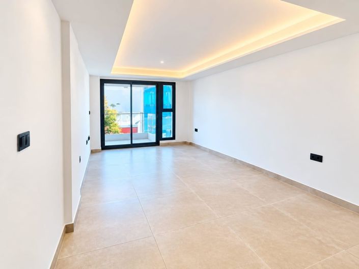 Image No.2-3 Bed Flat for sale