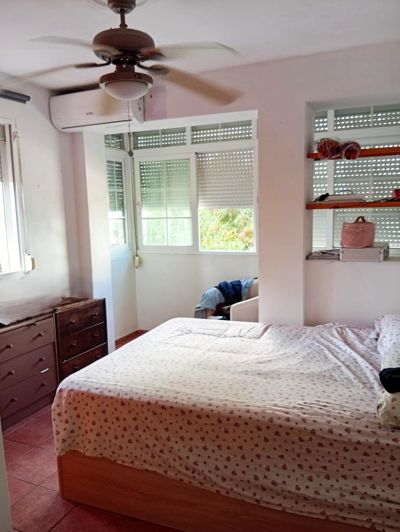 Image No.13-4 Bed Townhouse for sale