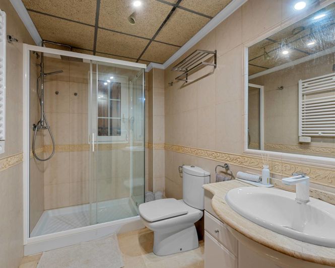 Image No.13-2 Bed Apartment for sale