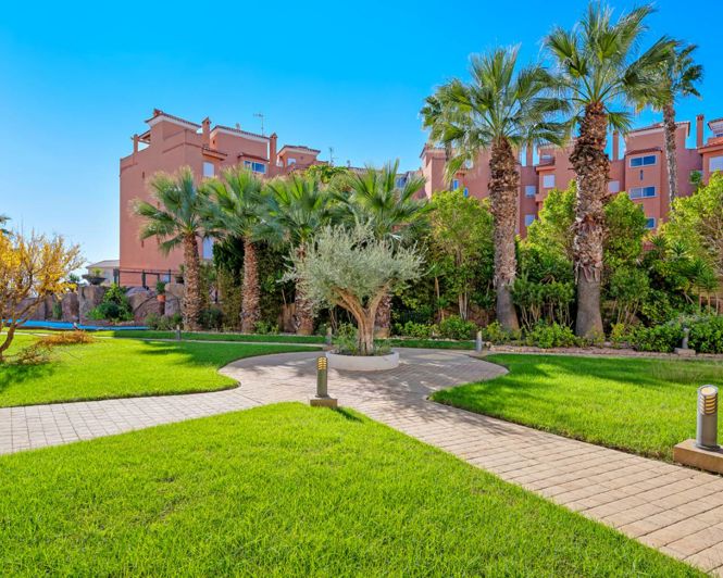 Image No.20-2 Bed Apartment for sale