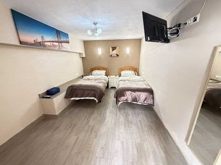 Image No.21-2 Bed Bungalow for sale