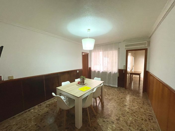 Image No.5-4 Bed Apartment for sale