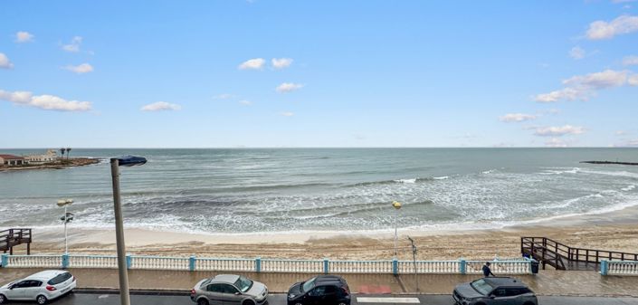 Image No.8-3 Bed Apartment for sale