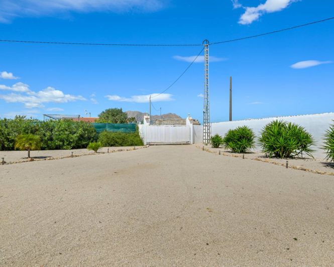Image No.18-3 Bed Finca for sale