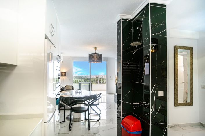 Image No.9-2 Bed Apartment for sale