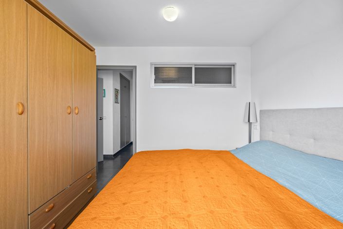 Image No.26-2 Bed Apartment for sale