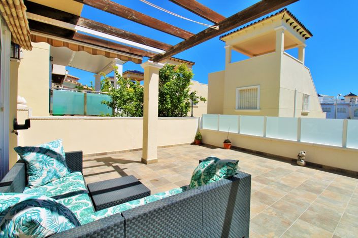 Image No.4-3 Bed Townhouse for sale