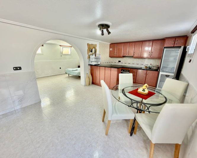 Image No.14-4 Bed Villa for sale