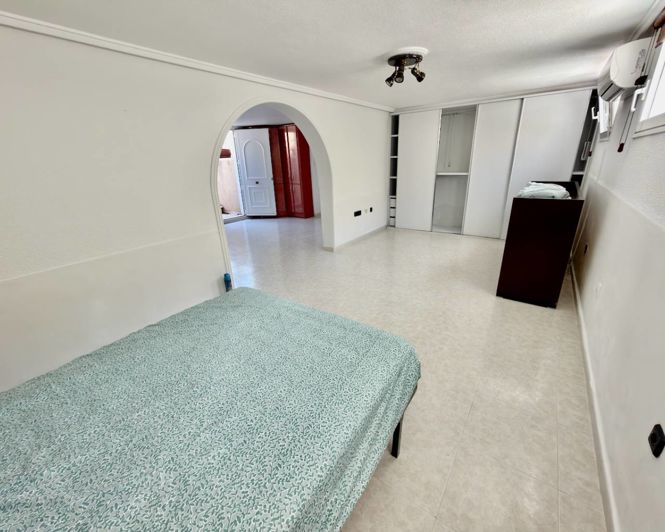 Image No.22-4 Bed Villa for sale