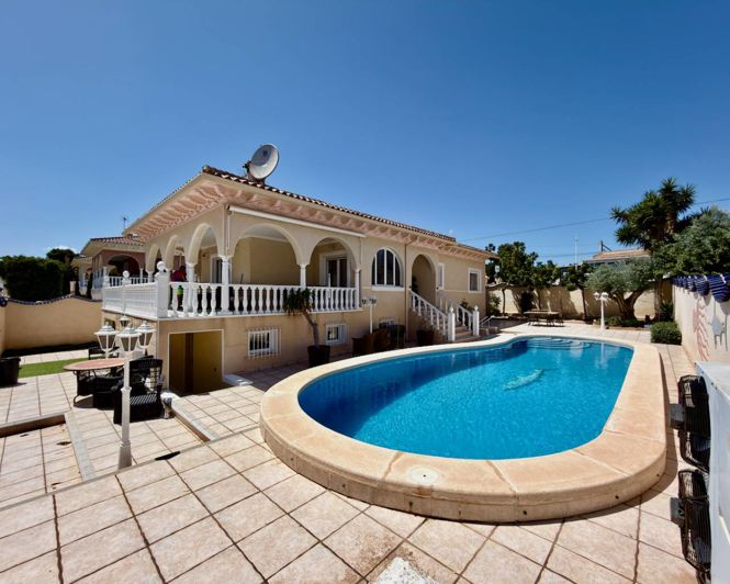 Image No.31-4 Bed Villa for sale