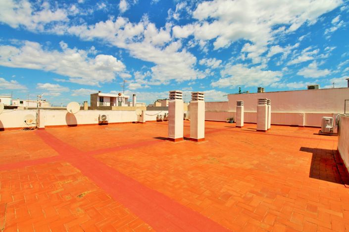 Image No.18-2 Bed Apartment for sale
